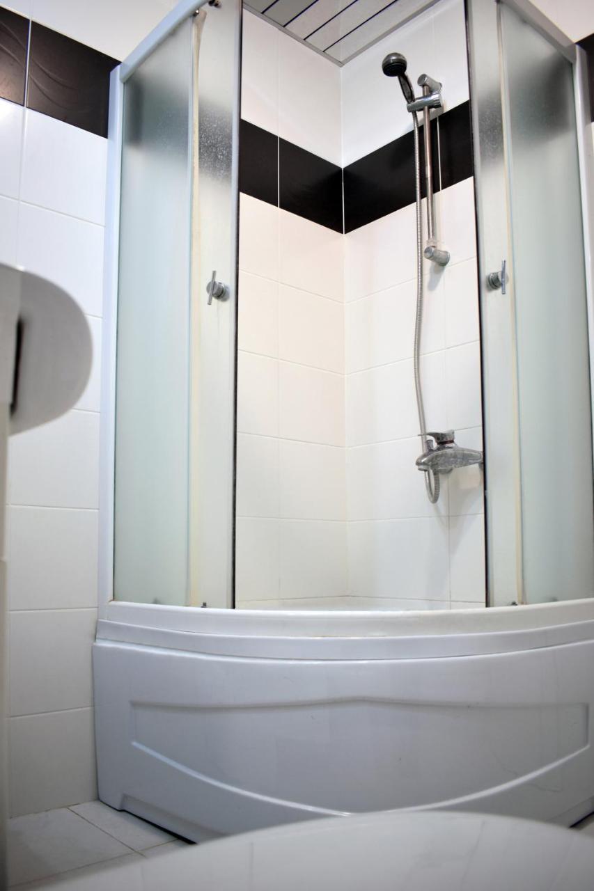 B&W Flat Apartman Szkopje Kültér fotó